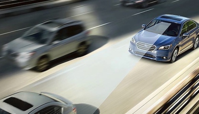Ako malé Subaru udržiava tempo s 2 najlepšími luxusnými značkami pri znižovaní počtu nehôd?